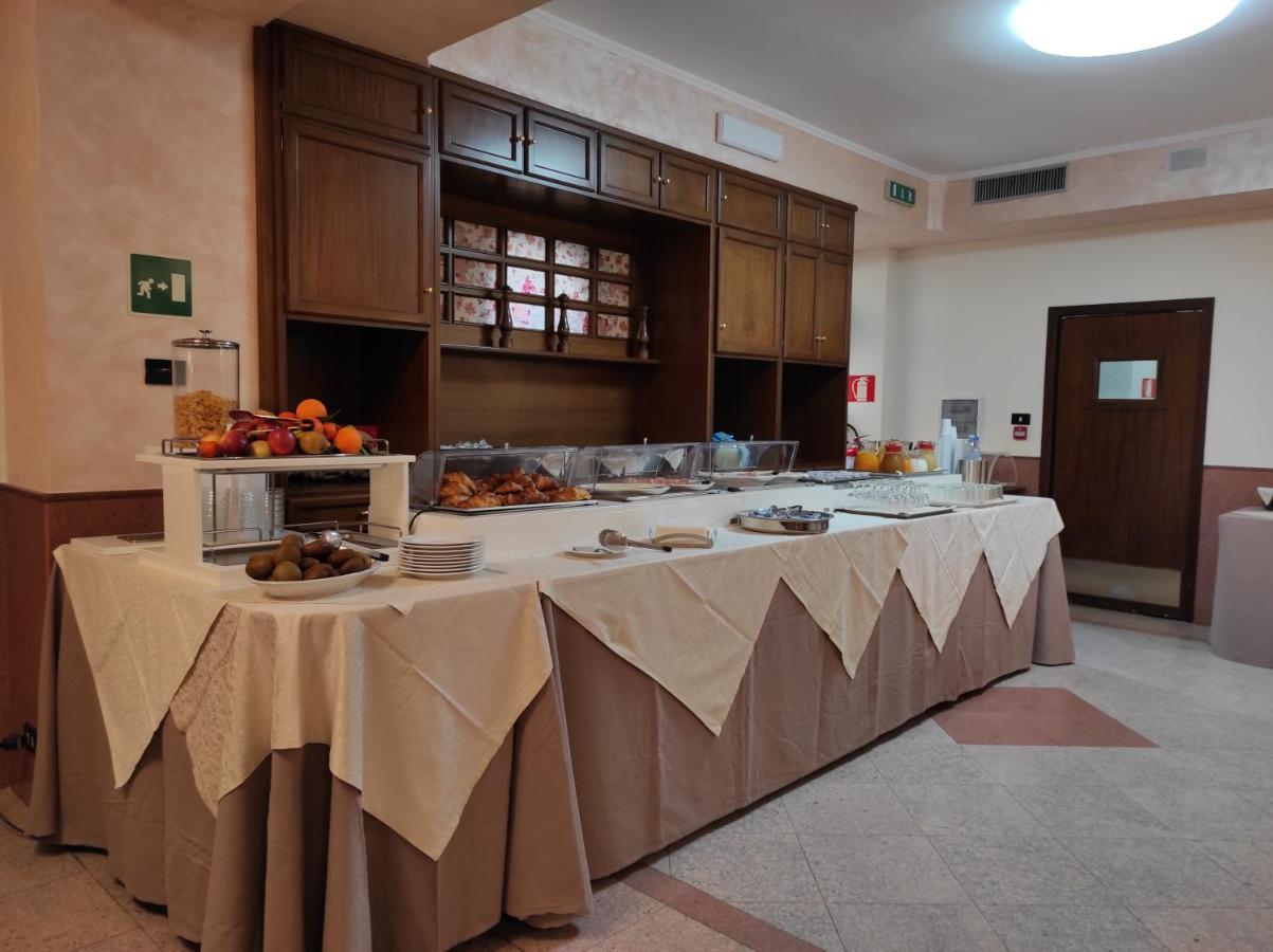 Il Nocchiero City Hotel Soverato Marina Dış mekan fotoğraf