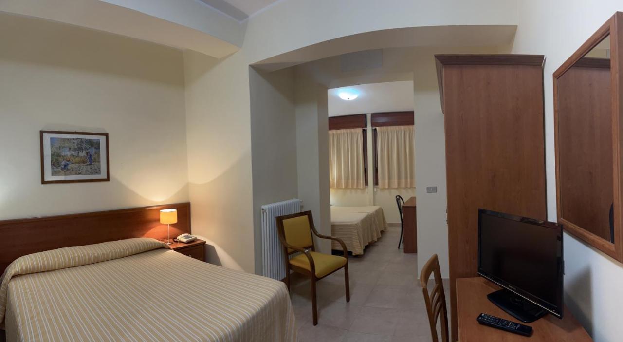 Il Nocchiero City Hotel Soverato Marina Dış mekan fotoğraf