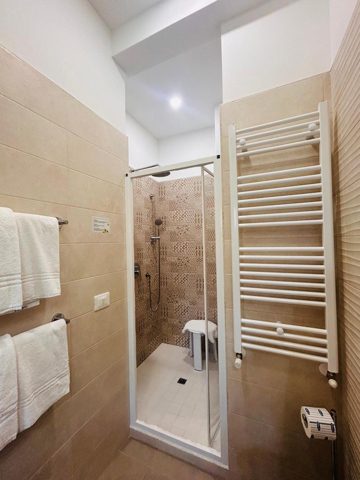 Il Nocchiero City Hotel Soverato Marina Dış mekan fotoğraf
