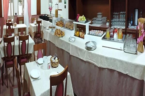 Il Nocchiero City Hotel Soverato Marina Dış mekan fotoğraf