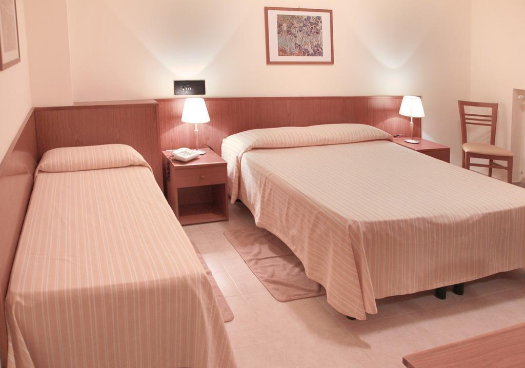 Il Nocchiero City Hotel Soverato Marina Dış mekan fotoğraf
