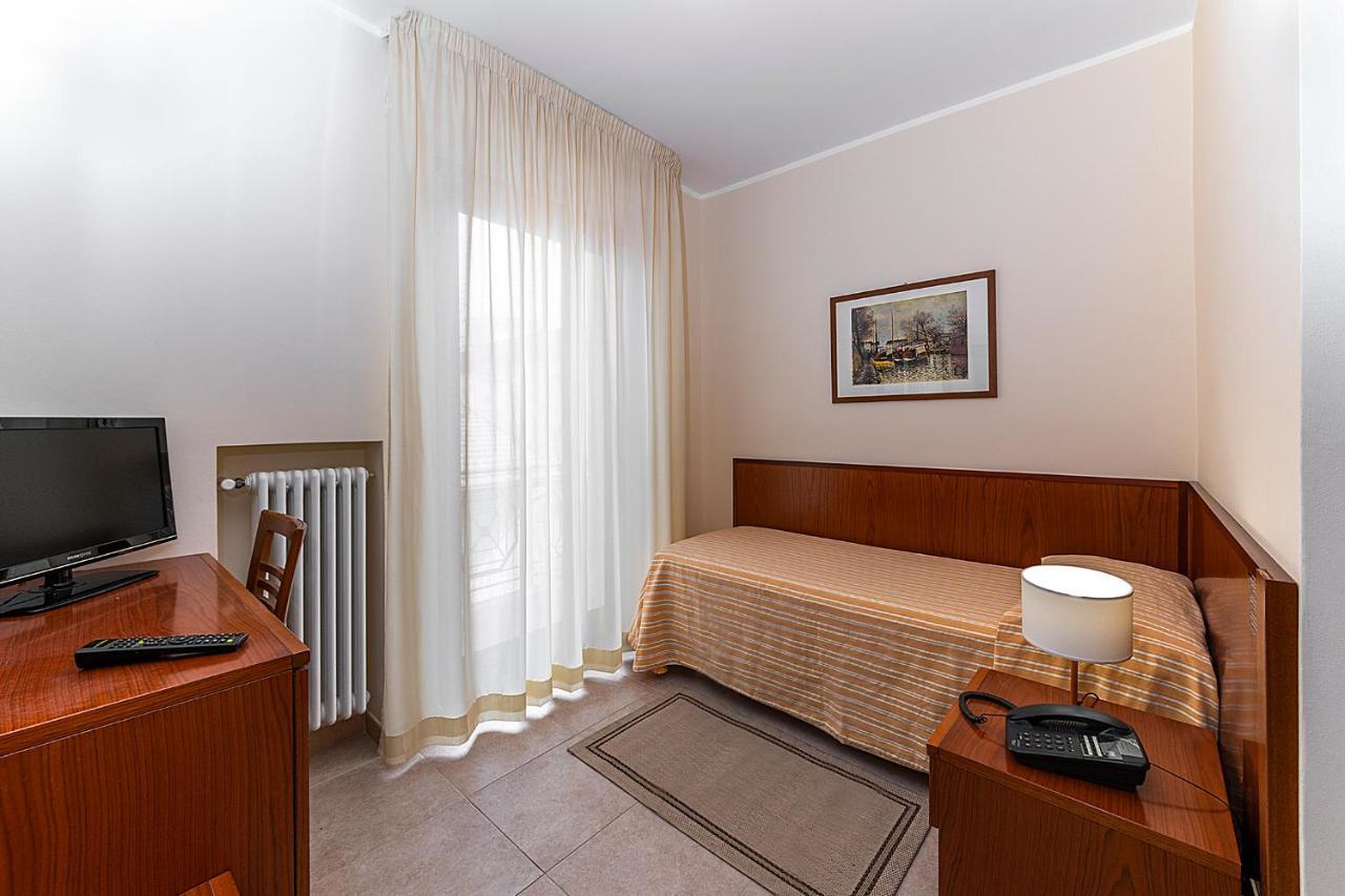 Il Nocchiero City Hotel Soverato Marina Dış mekan fotoğraf