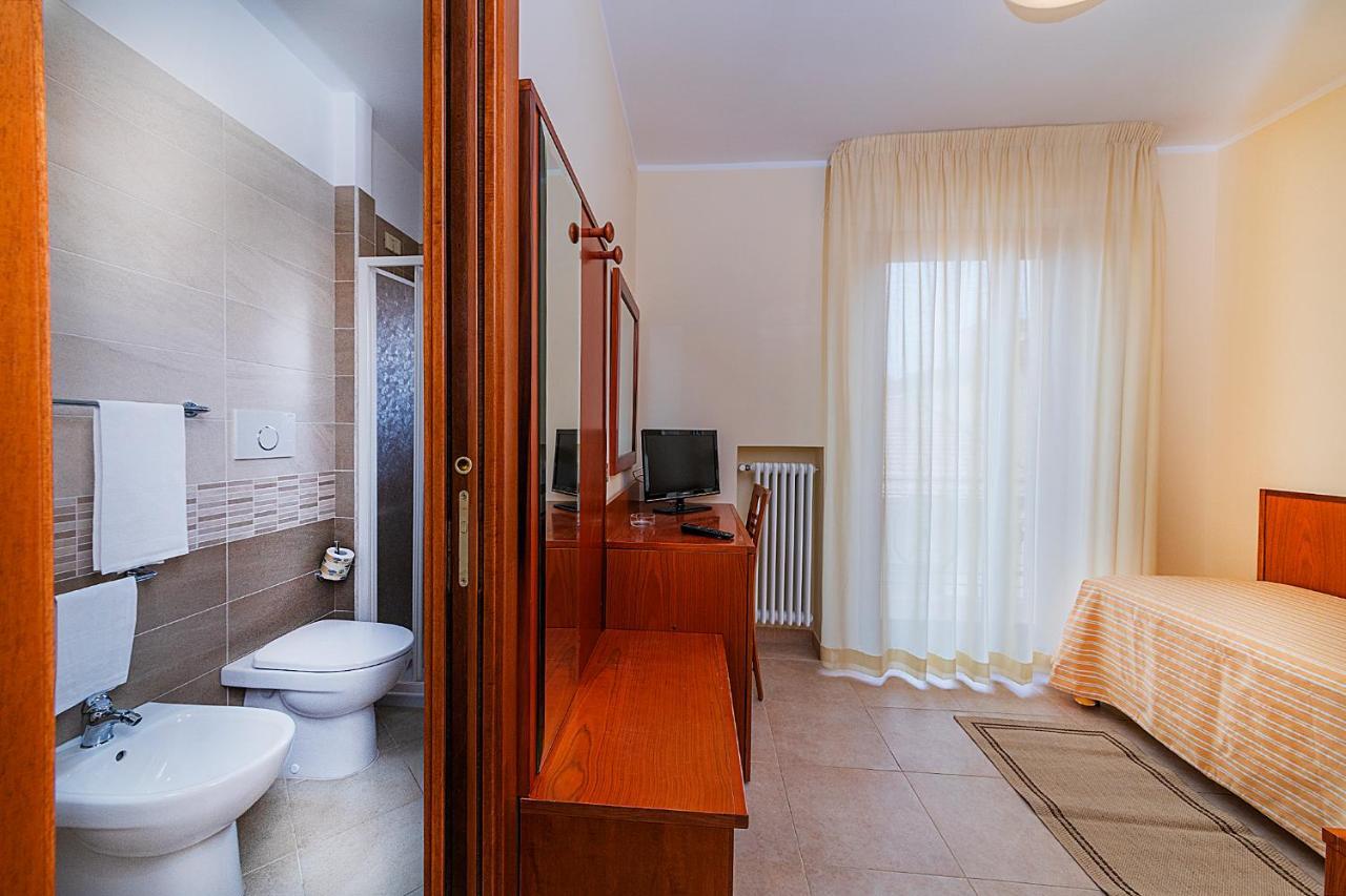 Il Nocchiero City Hotel Soverato Marina Dış mekan fotoğraf